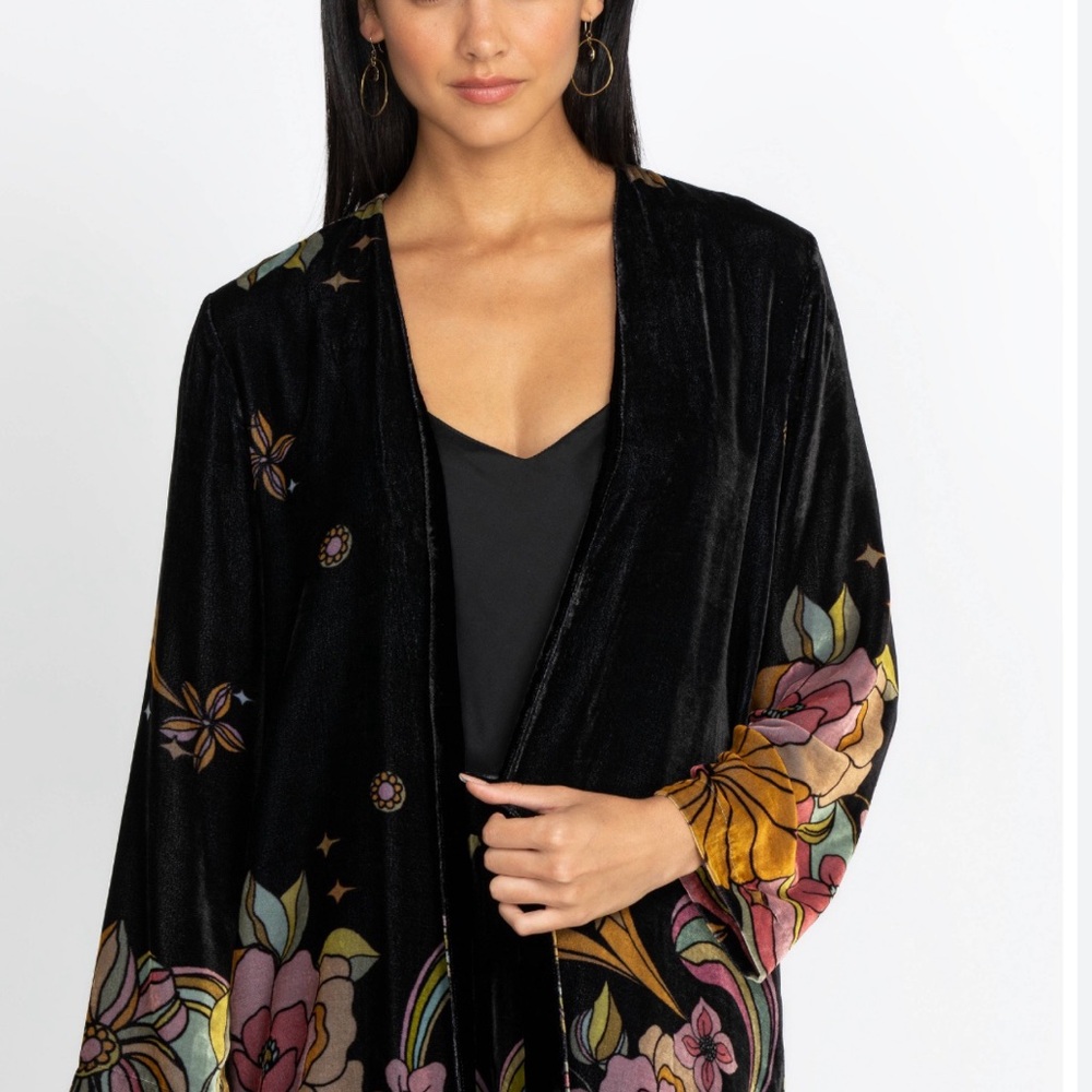 Johnny was Andy Kimono NWT